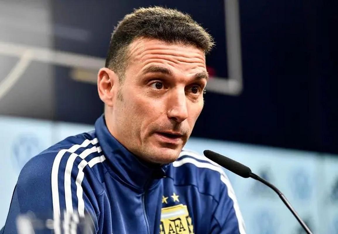 阿根廷国家队主教练的相关图片